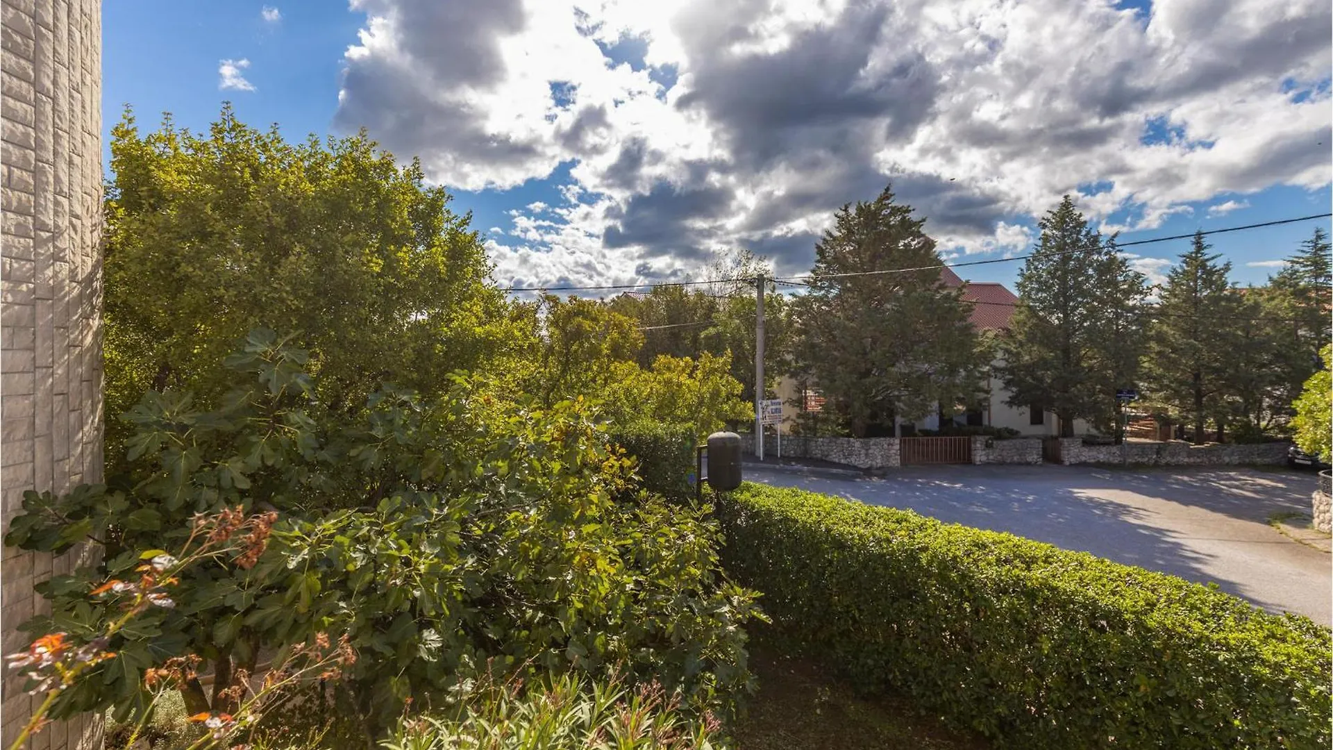 Nice Apartment In Jadranovo With Kitchen Croatia