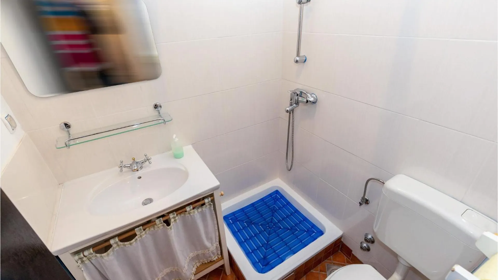 Nice Apartment In Jadranovo With Kitchen