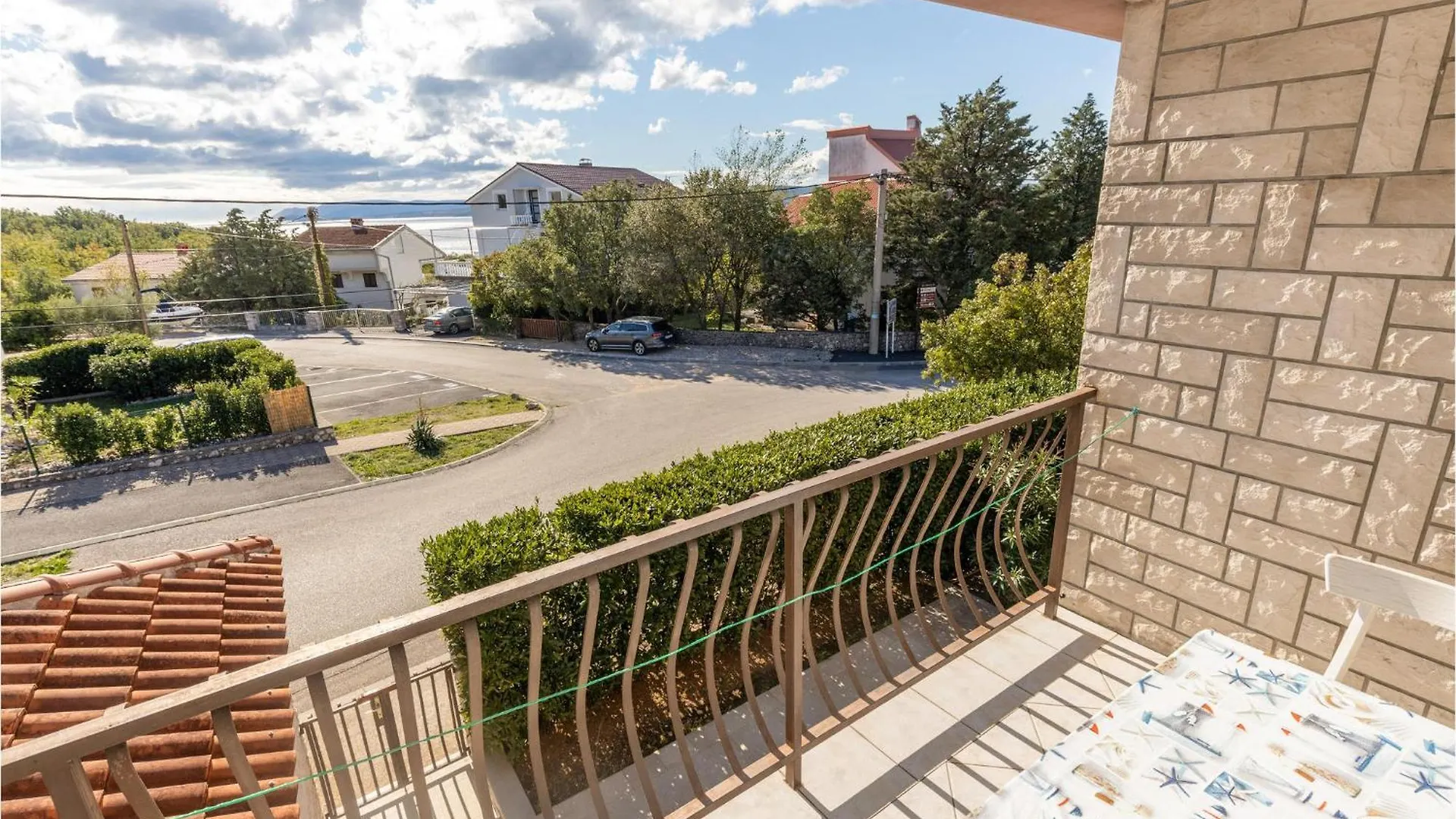 Nice Apartment In Jadranovo With Kitchen